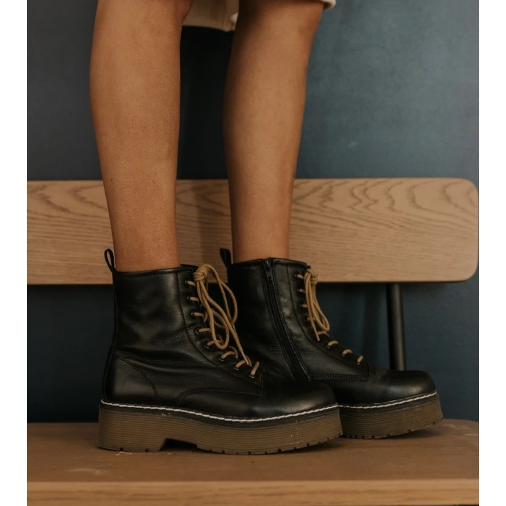 LOOKING FOR - ISO Black Roolee Elvis Platform Boots - DO NOT BUY